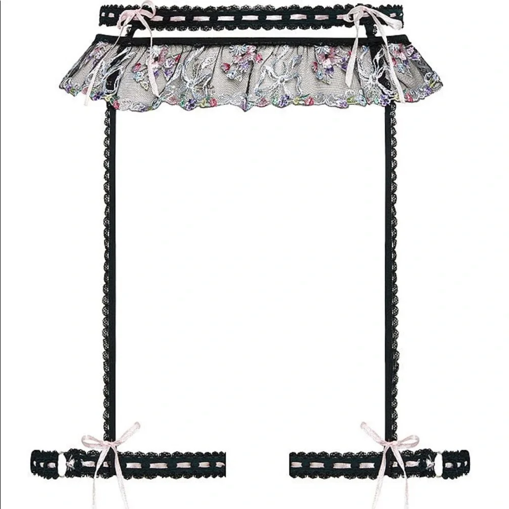 3 PIECE FOR LOVE & LEMONS Angelica Scoop Bra Garter Thong set - Picture 15 of 16